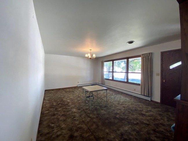 328 Pomeroy Ave
