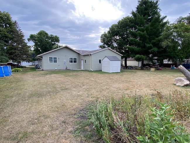 608 Stearns Ave