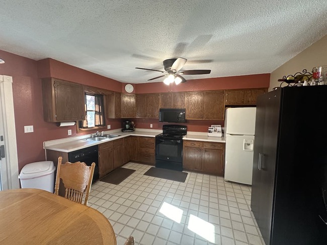 30475 Brentwood Rd