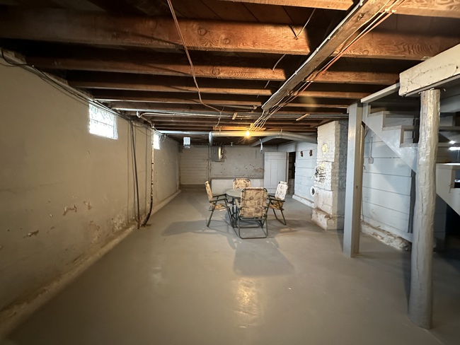 241 Main St