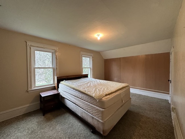 200 Lee Ave