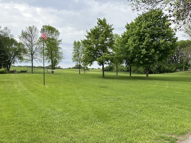 16728 Golfview Ct