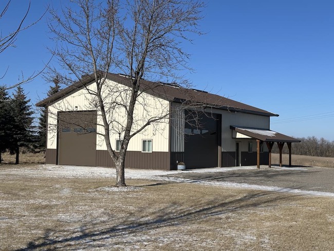 22446 Edgeton Rd