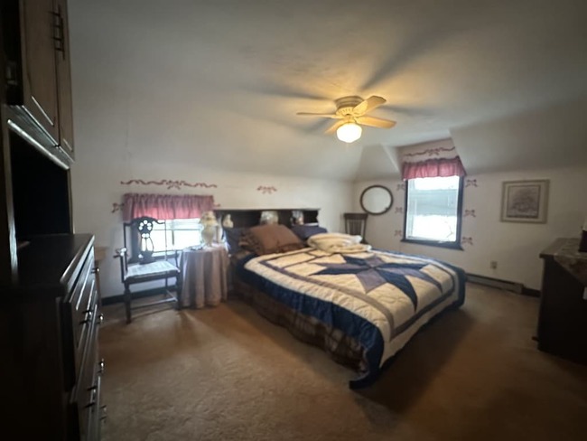 163 Central Ave W